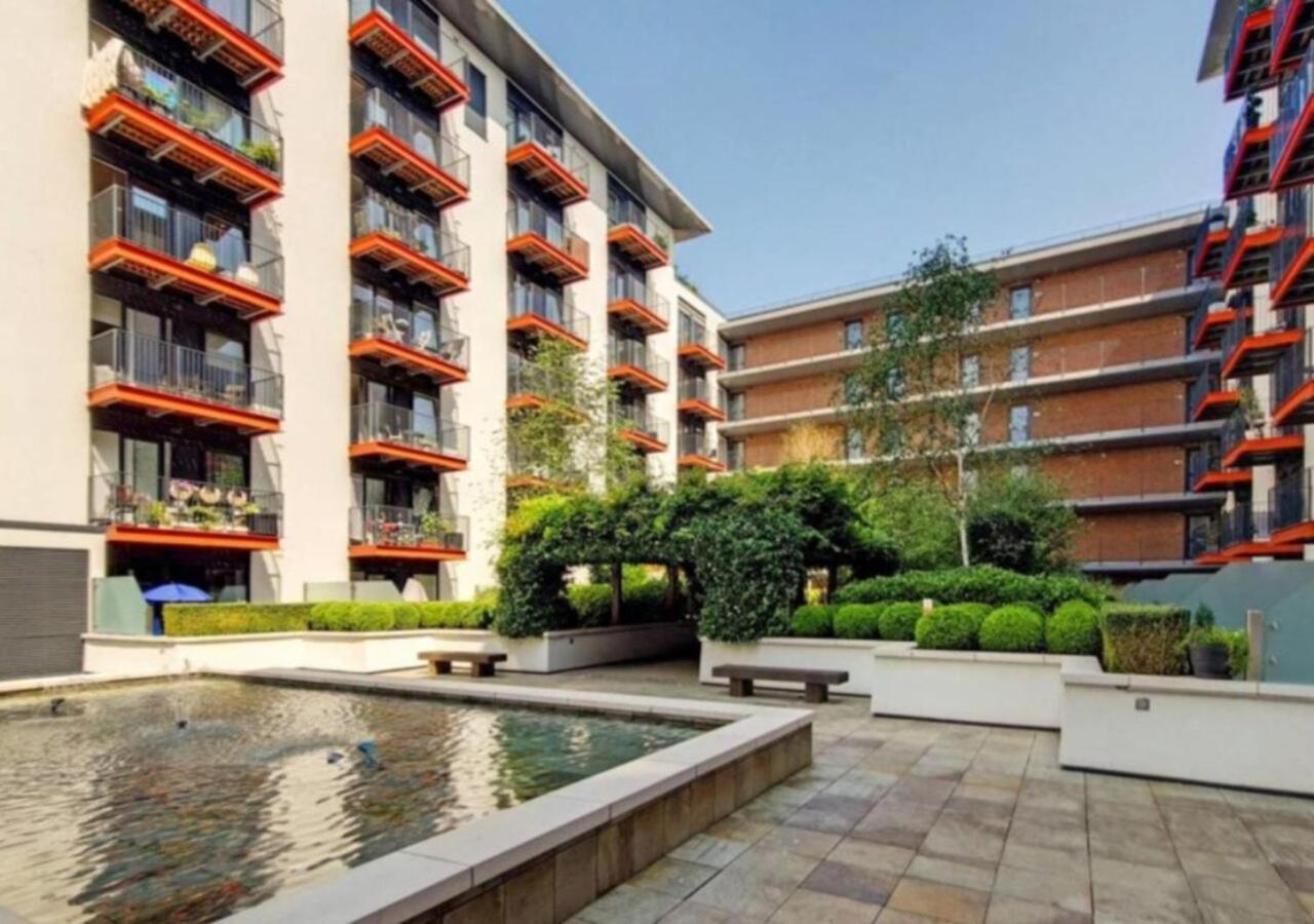 Your Riverside Home 2 With Private Balcony 伦敦 外观 照片